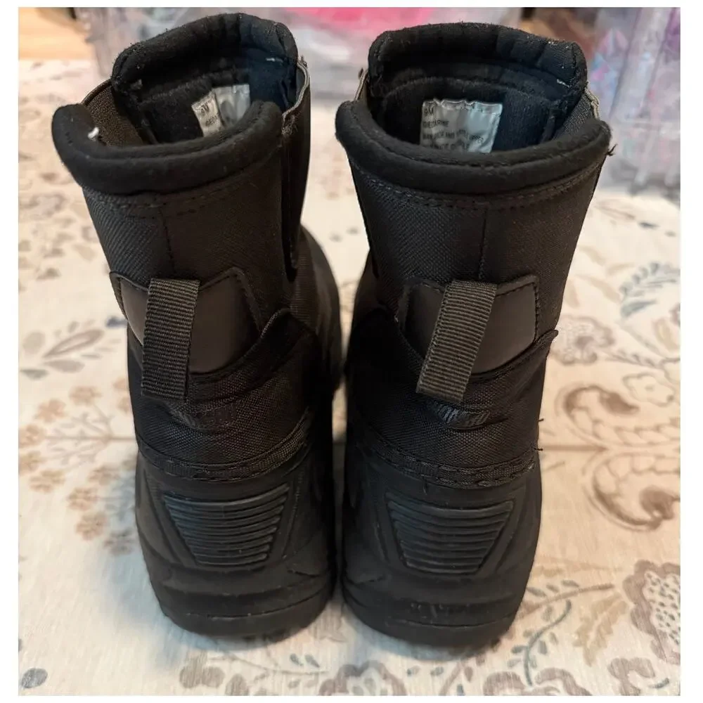 Khombu Gedarme Men's Boots Size 9M Black Waterproof Winter Snow Duck Boots